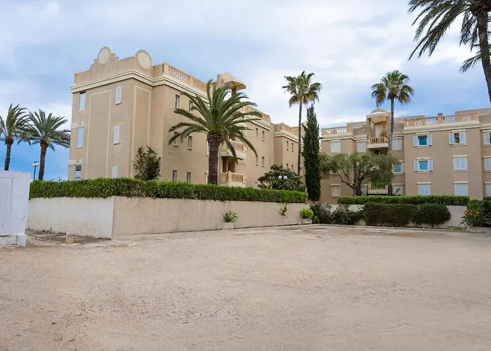 Primera Linea Playa Y Feria Ninos Dénia